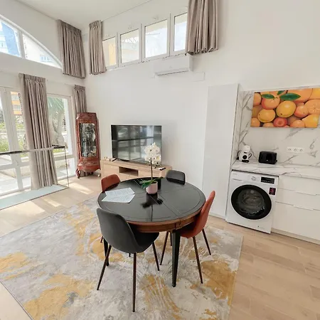 Bright & Modern Family Carihuela Apartment Torremolinos